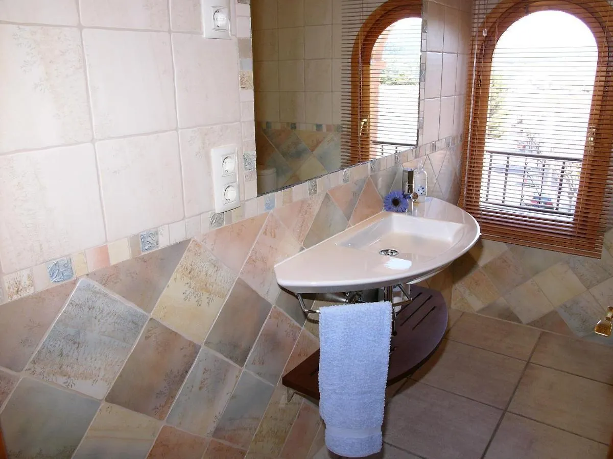Country house Agroturisme Cal Jeroni Avinyonet del Penedes